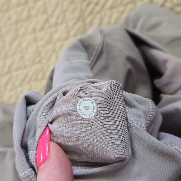 Lululemon Wunder Under Purple - Picture 3 of 4